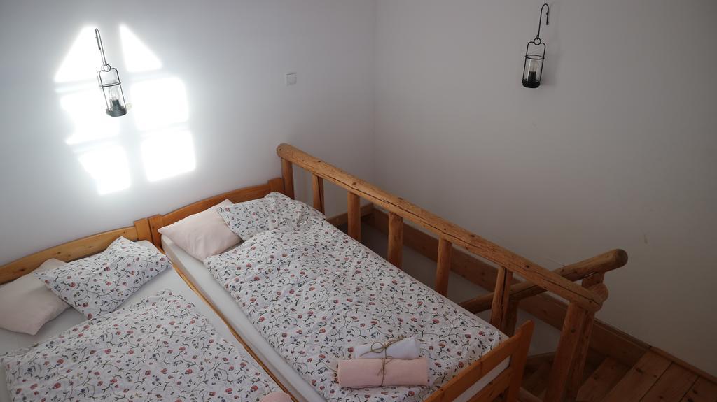 Penzion Drevenica Šumiac Exterior foto